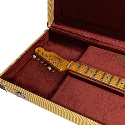 Fender Custom Shop 1951 Nocaster Super Heavy Relic Akçaağaç Klavye Super Faded Aged Nocaster Blonde Elektro Gitar